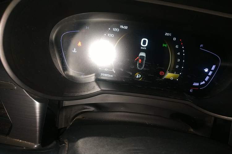 Used Geely Auto Emgrand GS 2020 1.4T CVT Ya Odometer Close Up