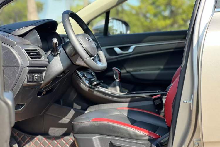 Used Geely Auto Emgrand GS 2020 1.4T Manual Ya Interior 3