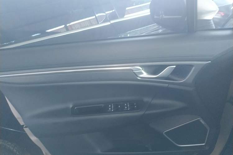 Used Geely Auto Emgrand GS 2020 1.4T CVT Ya Interior 7