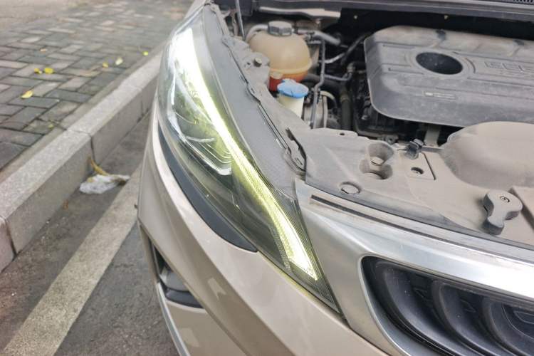 Used Geely Auto Emgrand GS 2020 1.4T CVT Ya Right Front Headlight