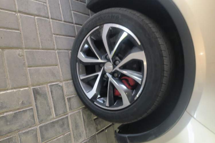 Used Geely Auto Emgrand GS 2020 1.4T CVT Active Right Front Wheel Hub