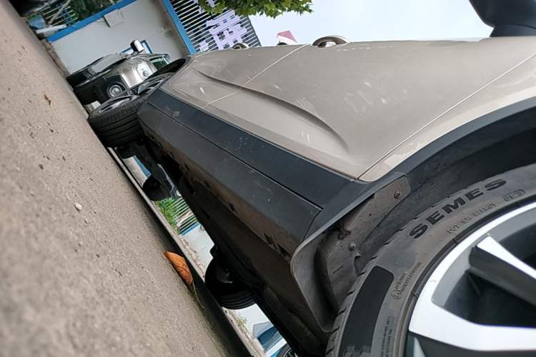 Used Geely Auto Emgrand GS 2020 1.4T CVT Ya Right Side Sill