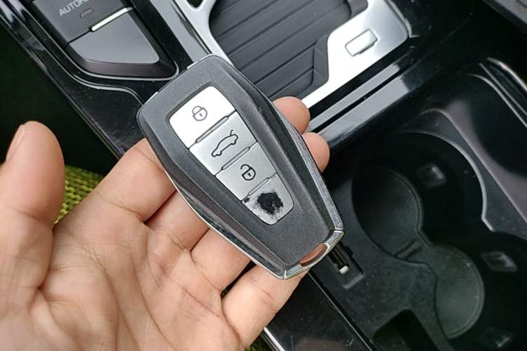 Used Geely Auto Emgrand GS 2020 1.4T CVT Ya Vehicle Key
