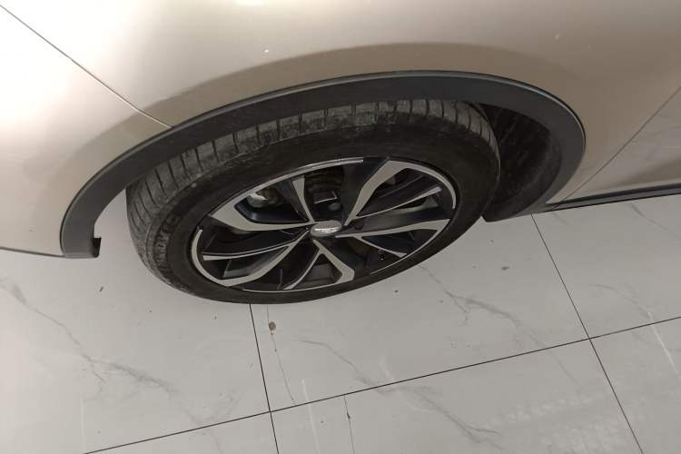 Used Geely Auto Emgrand GS 2020 1.4T CVT Ya Left Front Wheel Hub