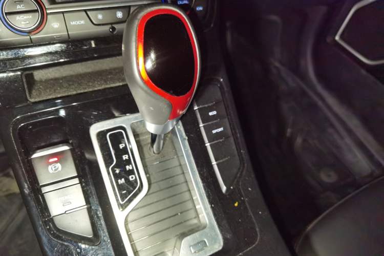 Used Geely Auto Emgrand GS 2020 1.4T CVT Ya Gear Lever