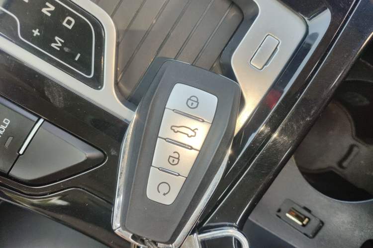 Used Geely Auto Emgrand GS 2020 1.4T CVT Ya Interior 1