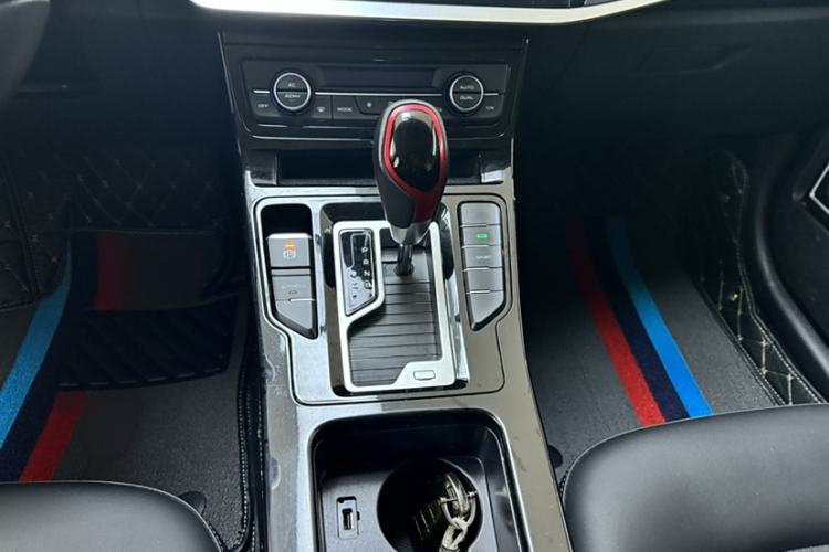 Used Geely Auto Emgrand GS 2020 1.4T CVT Ya Interior 5