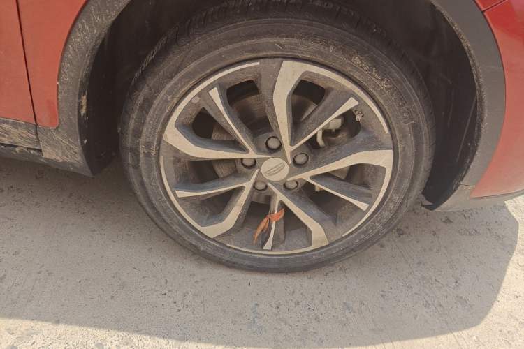 Used Geely Auto Emgrand GS 2020 1.4T CVT Ya Right Front Wheel Hub