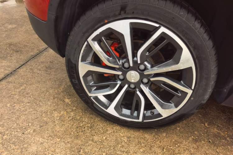 Used Geely Auto Emgrand GS 2020 1.5TD DCT Dynamic Pro 260T Right Rear Wheel Hub