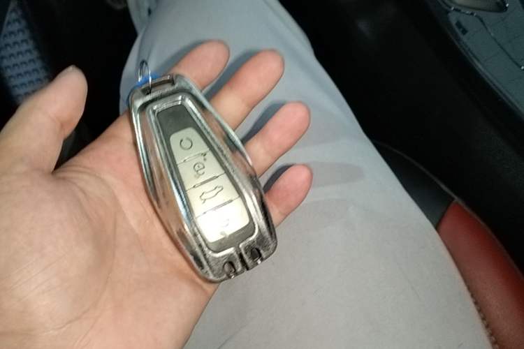 Used Geely Auto Emgrand GS 2020 1.4T CVT Ya Vehicle Key