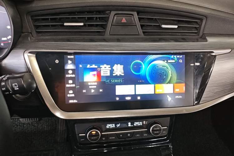 Used Geely Auto Emgrand GS 2020 1.4T CVT Ya Audio And AC Panel