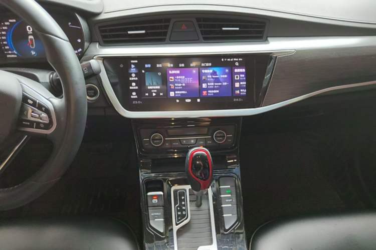 Used Geely Auto Emgrand GS 2020 1.4T CVT Ya Audio And AC Panel