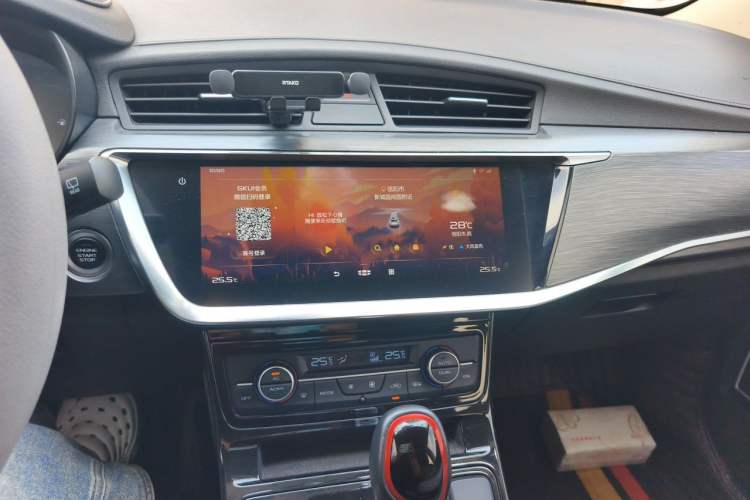 Used Geely Auto Emgrand GS 2020 1.4T CVT Ya Audio And AC Panel