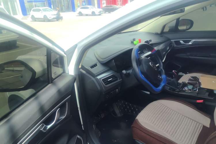Used Geely Auto Emgrand GS 2020 1.4T Manual Ya Driver Seat