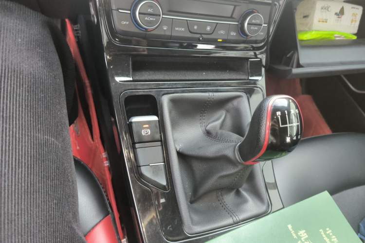 Used Geely Auto Emgrand GS 2020 1.4T Manual Ya Gear Lever