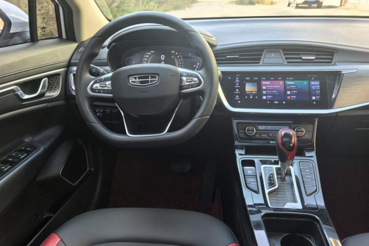 Used Geely Auto Emgrand GS 2020 1.4T CVT Ya Interior 3