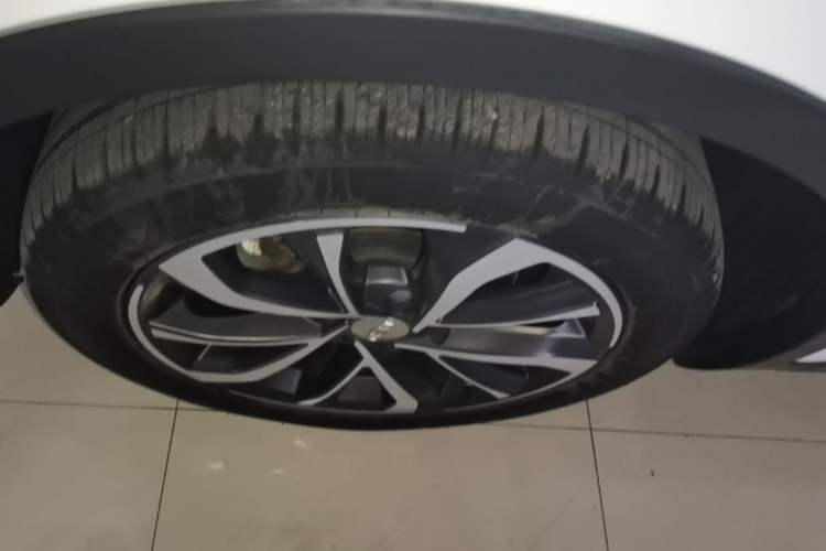 Used Geely Auto Emgrand GS 2020 1.4T CVT Ya Left Front Wheel Hub