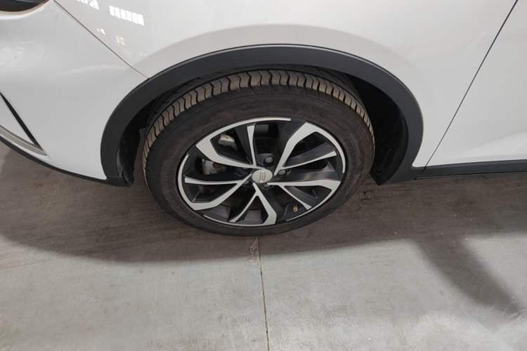 Used Geely Auto Emgrand GS 2020 1.4T CVT Ya Left Front Wheel Hub