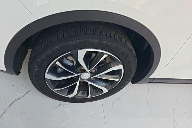 Used Geely Auto Emgrand GS 2020 1.4T CVT Ya Left Front Wheel Hub