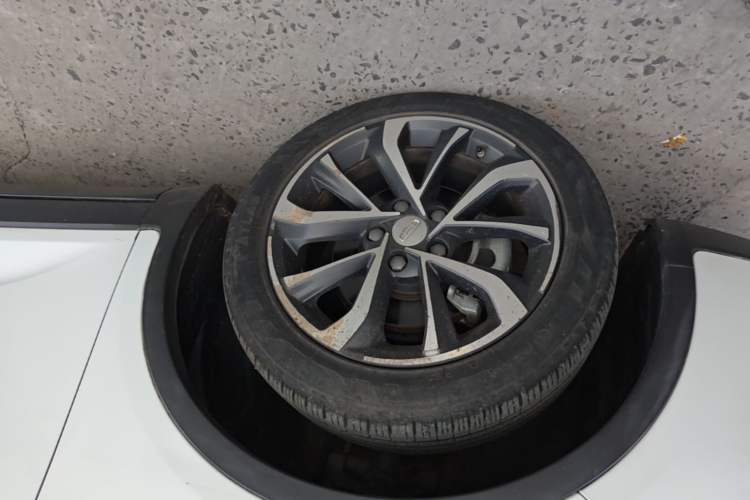 Used Geely Auto Emgrand GS 2020 1.4T CVT Ya Left Front Wheel Hub