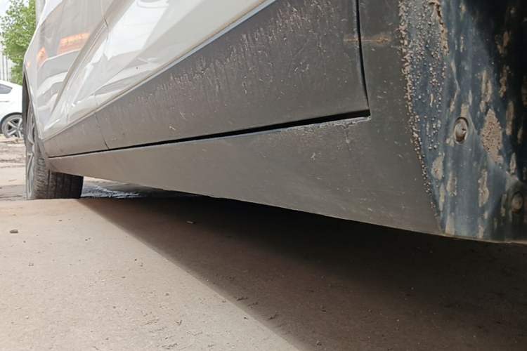 Used Geely Auto Emgrand GS 2020 1.4T CVT Ya Left Side Sill