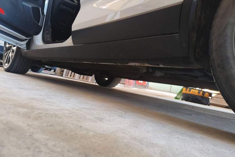 Used Geely Auto Emgrand GS 2020 1.4T CVT Ya Left Side Sill