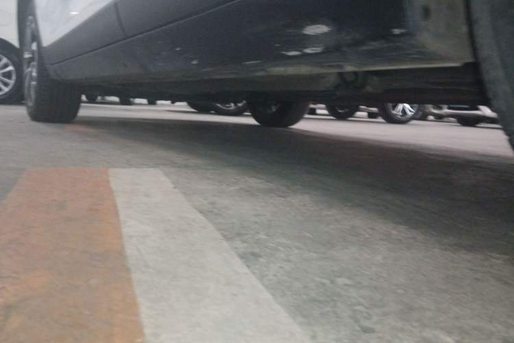 Used Geely Auto Emgrand GS 2020 1.4T CVT Ya Left Side Sill