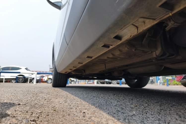 Used Geely Auto Emgrand GS 2020 1.4T Manual Ya Left Side Sill