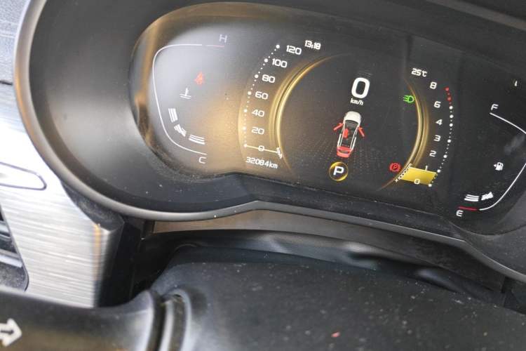 Used Geely Auto Emgrand GS 2020 1.4T CVT Ya Odometer Close Up
