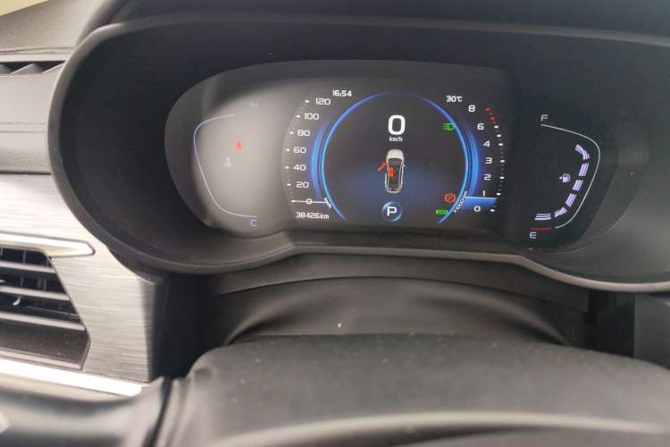 Used Geely Auto Emgrand GS 2020 1.4T CVT Ya Odometer Close Up