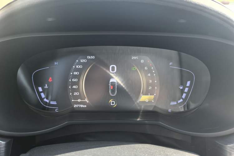 Used Geely Auto Emgrand GS 2020 1.4T CVT Ya Odometer Close Up