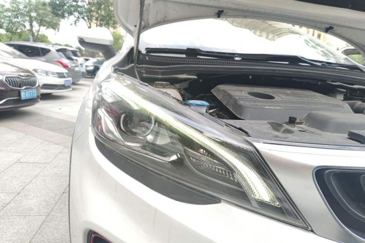 Used Geely Auto Emgrand GS 2020 1.4T CVT Ya Right Front Headlight