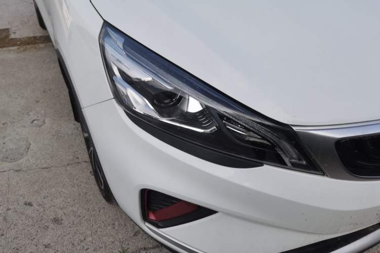 Used Geely Auto Emgrand GS 2020 1.4T CVT Ya Right Front Headlight