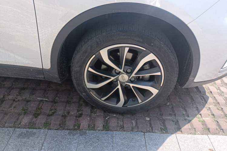 Used Geely Auto Emgrand GS 2020 1.4T CVT Ya Right Front Wheel Hub