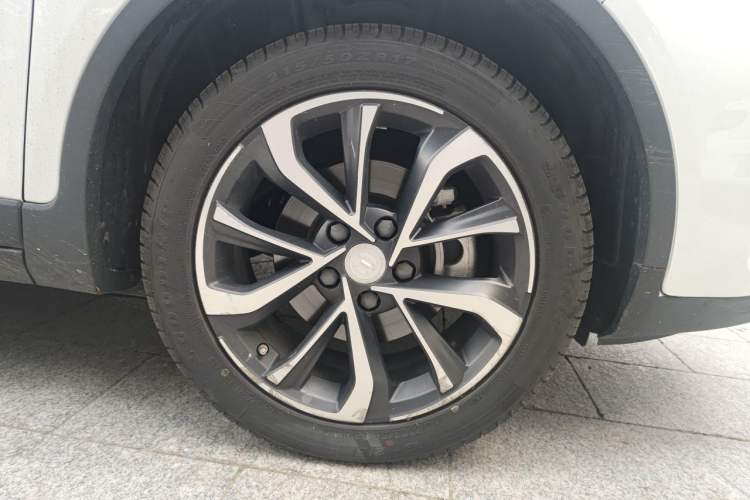 Used Geely Auto Emgrand GS 2020 1.4T CVT Ya Right Front Wheel Hub