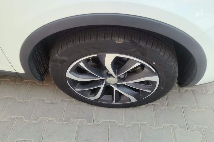 Used Geely Auto Emgrand GS 2020 1.4T CVT Ya Right Front Wheel Hub