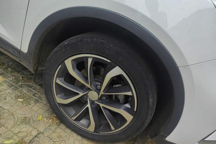 Used Geely Auto Emgrand GS 2020 1.4T CVT Ya Right Front Wheel Hub