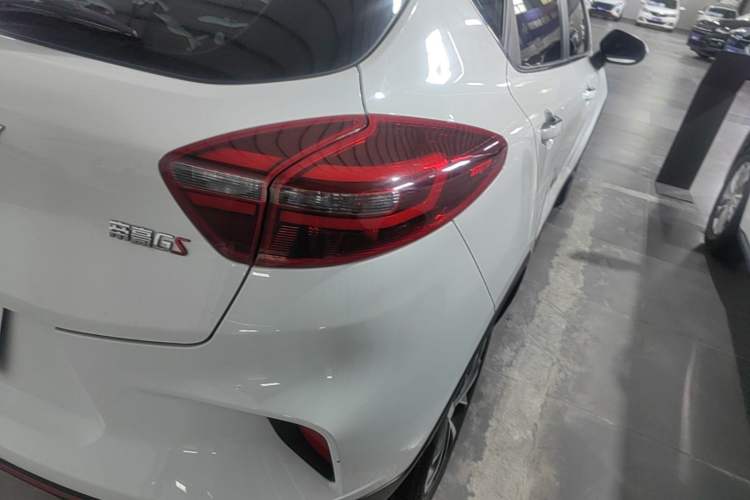 Used Geely Auto Emgrand GS 2020 1.4T CVT Ya Right Rear Taillight
