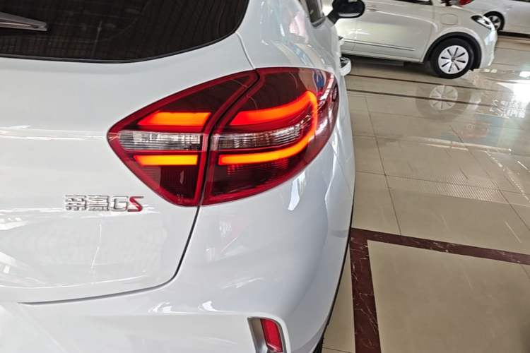 Used Geely Auto Emgrand GS 2020 1.4T CVT Active Right Rear Taillight