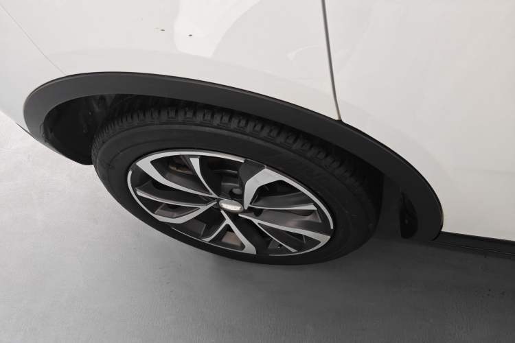 Used Geely Auto Emgrand GS 2020 1.4T CVT Ya Right Rear Wheel Hub