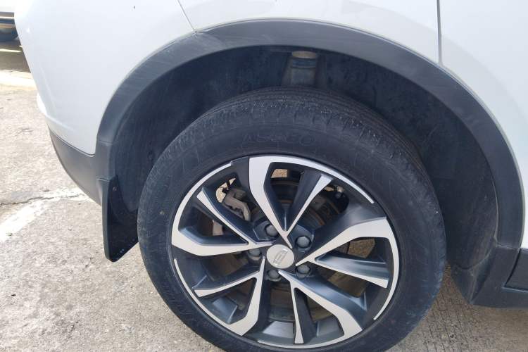 Used Geely Auto Emgrand GS 2020 1.4T CVT Ya Right Rear Wheel Hub