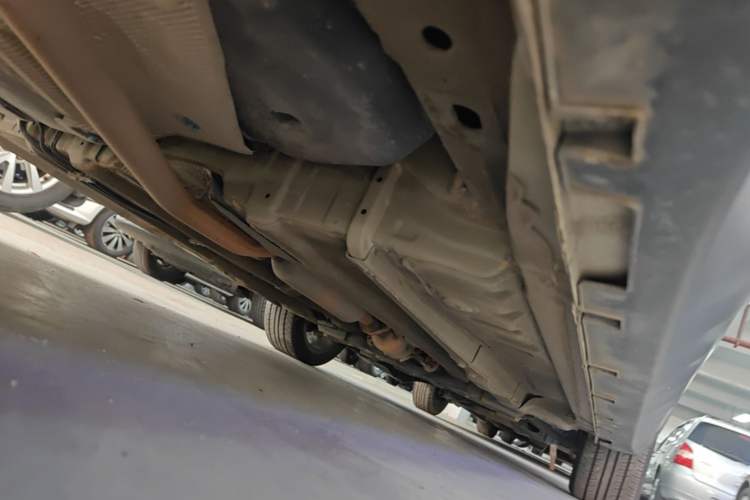 Used Geely Auto Emgrand GS 2020 1.4T CVT Ya Right Side Sill