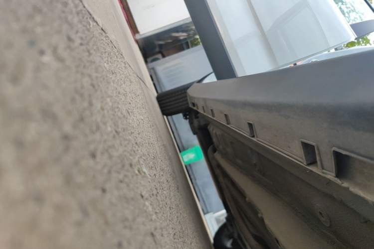 Used Geely Auto Emgrand GS 2020 1.4T CVT Ya Right Side Sill