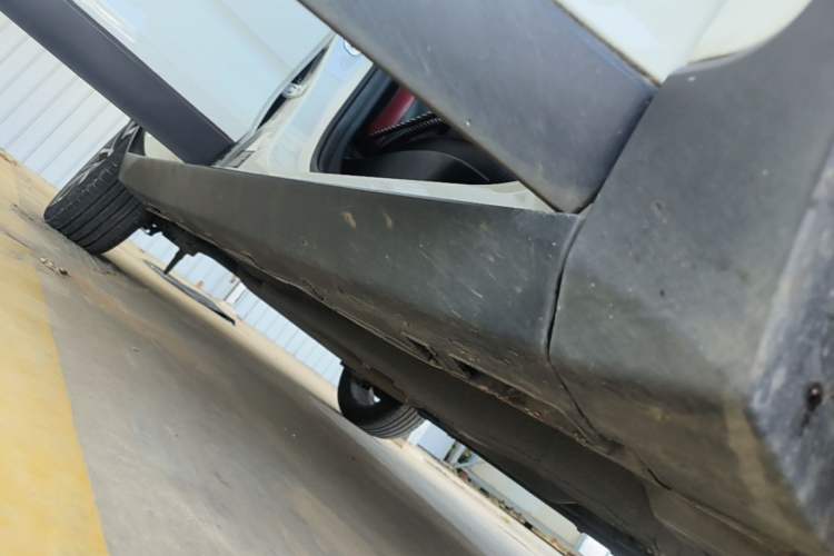 Used Geely Auto Emgrand GS 2020 1.4T CVT Ya Right Side Sill