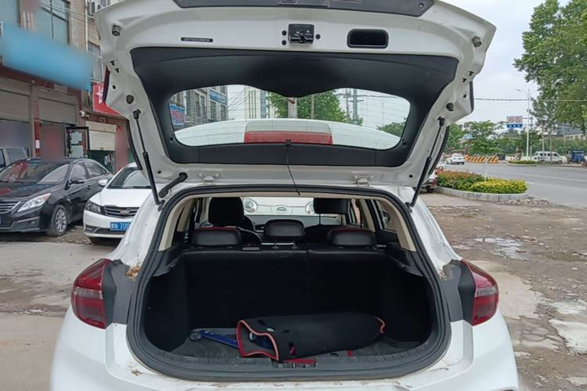 Used Geely Auto Emgrand GS 2020 1.4T CVT Ya Trunk