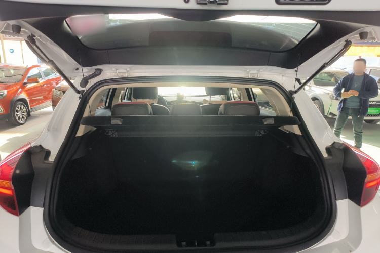 Used Geely Auto Emgrand GS 2020 1.4T CVT Ya Trunk