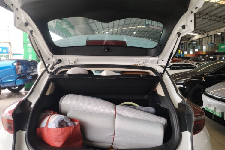 Used Geely Auto Emgrand GS 2020 1.4T CVT Ya Trunk