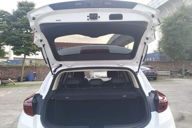 Used Geely Auto Emgrand GS 2020 1.4T CVT Ya Trunk