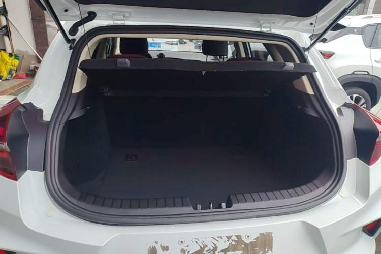 Used Geely Auto Emgrand GS 2020 1.4T CVT Ya Trunk
