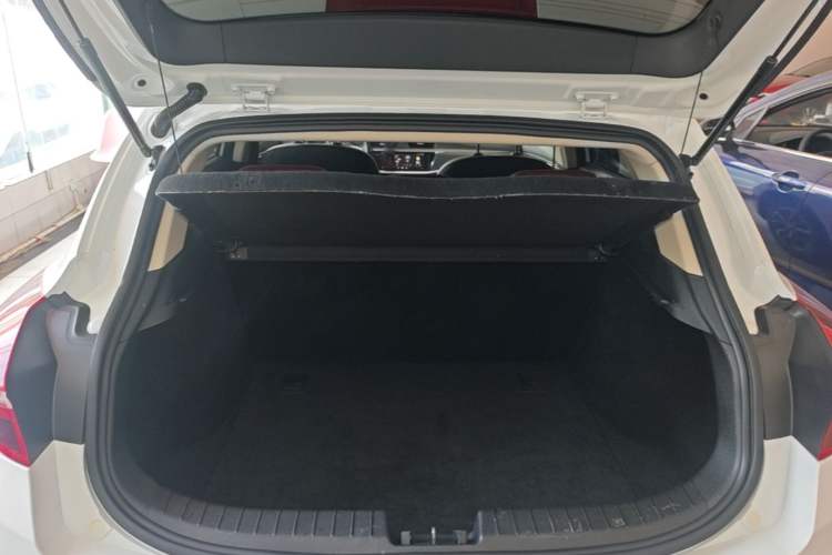 Used Geely Auto Emgrand GS 2020 1.4T CVT Ya Trunk